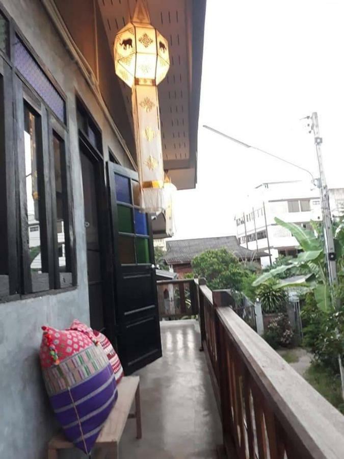 Baan Chiang Mai Hostel Esterno foto